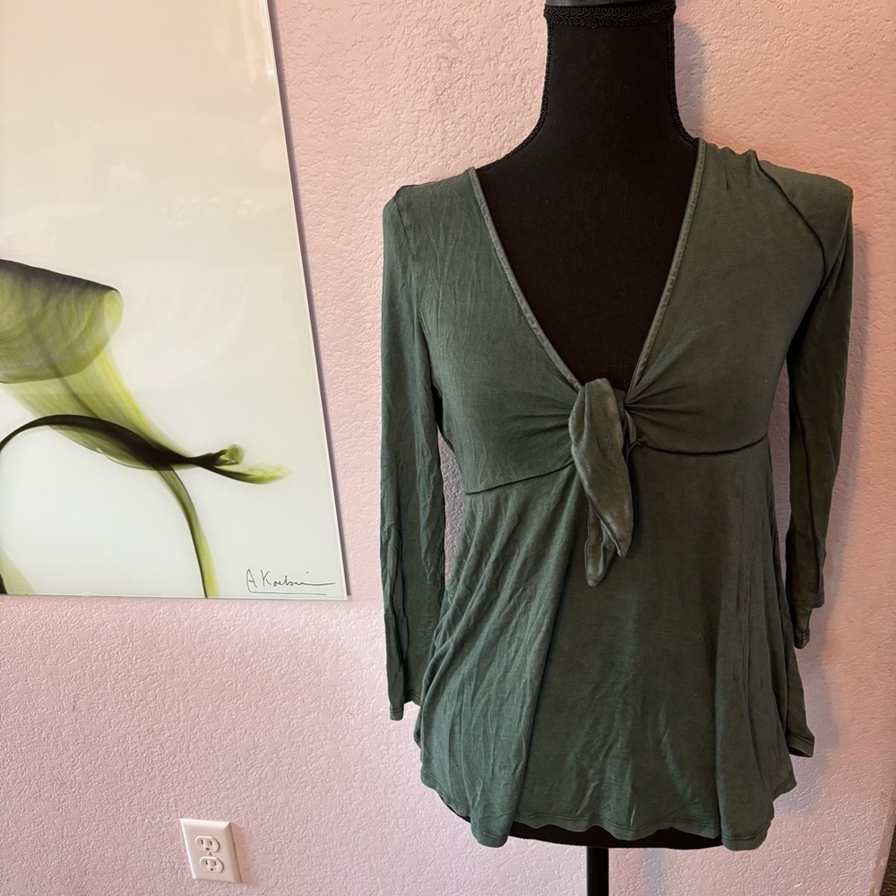 shirt size small